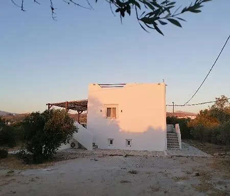 Countryside Retreat 1 *